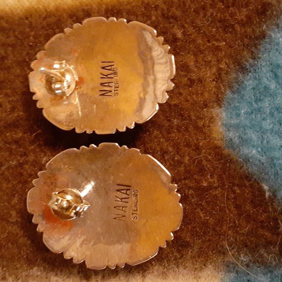 Vintage! Southwest style sterling silver and blue lapis pierced earrings - Picture 3 of 3